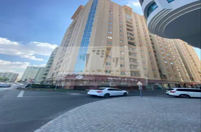 Apartment - 2 Bedrooms - 2 Bathrooms for sale in Al Majaz 2 - Al Majaz - Sharjah