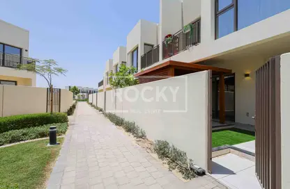 Villa - 3 Bedrooms - 3 Bathrooms for sale in Parkside 2 - EMAAR South - Dubai South (Dubai World Central) - Dubai