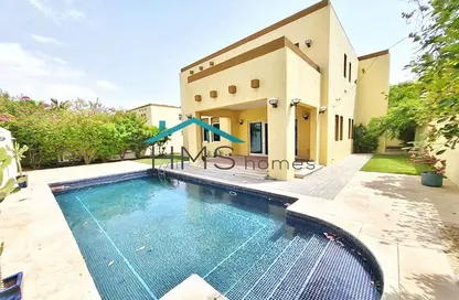 Pool image for: Villa - 3 Bedrooms - 2 Bathrooms for rent in Regional - Jumeirah Park - Dubai, Image 1