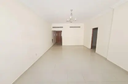 Apartment - 2 Bedrooms - 2 Bathrooms for rent in Muwaileh 29 Building - Muwaileh - Sharjah