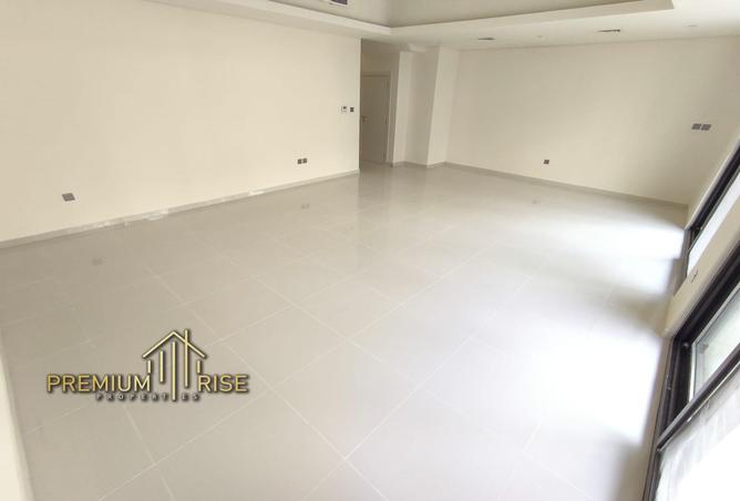 Townhouse - 3 Bedrooms - 5 Bathrooms for rent in Odora - Damac Hills 2 - Dubai