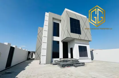 Villa - 4 Bedrooms - 5 Bathrooms for rent in Al Aweer 1 - Al Aweer - Dubai