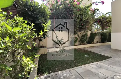 Villa - 3 Bedrooms - 5 Bathrooms for rent in Hemaim Community - Al Raha Gardens - Abu Dhabi