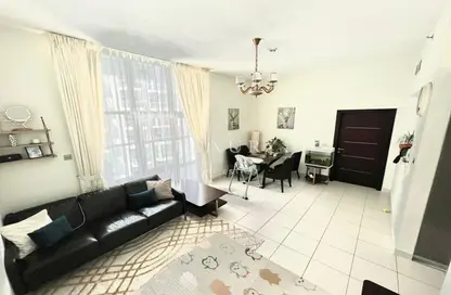 Apartment - 1 Bedroom - 1 Bathroom for sale in Glitz 3 - Glitz - Dubai Studio City - Dubai