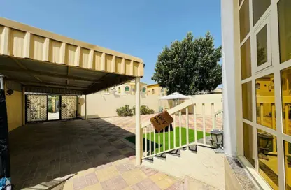 Villa - 2 Bedrooms - 2 Bathrooms for sale in Al Mowaihat 3 - Al Mowaihat - Ajman