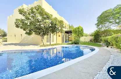 Villa - 5 Bedrooms - 6 Bathrooms for rent in Meadows 6 - Meadows - Dubai