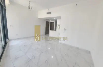 Apartment - 1 Bedroom - 1 Bathroom for rent in Serenity Lakes 5 - Jumeirah Village Circle - Dubai