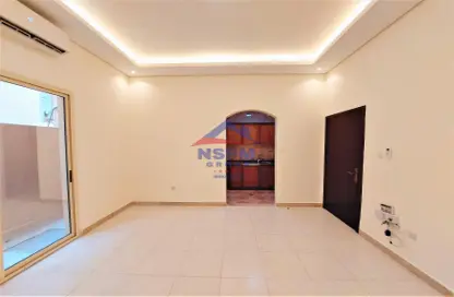 Apartment - 1 Bathroom for rent in Mushrif Park - Al Mushrif - Abu Dhabi