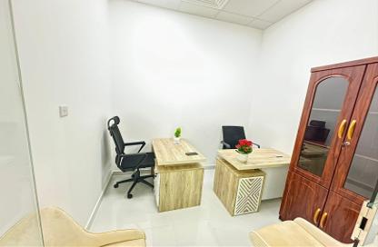 Office Space - Studio - 1 Bathroom for rent in Red Avenue - Al Garhoud - Dubai