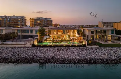 Villa - 4 Bedrooms - 6 Bathrooms for sale in Bulgari Resort  and  Residences - Jumeirah Bay Island - Jumeirah - Dubai