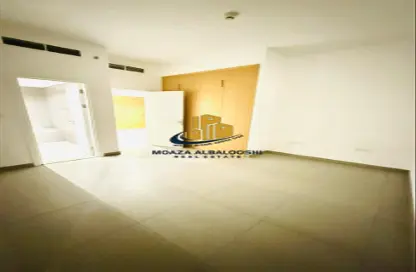 Apartment - 1 Bedroom - 2 Bathrooms for rent in Al Mamsha - Muwaileh - Sharjah