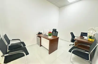 Business Centre - Studio - 1 Bathroom for rent in Red Avenue - Al Garhoud - Dubai