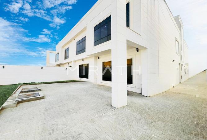 Villa - 5 Bedrooms - 6 Bathrooms for rent in Al Barsha 3 Villas - Al Barsha 3 - Al Barsha - Dubai