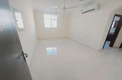 Apartment - 1 Bedroom - 1 Bathroom for rent in Muwailih Building - Muwaileh - Sharjah