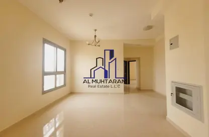 Apartment - 2 Bedrooms - 2 Bathrooms for rent in Al Sajaa S - Al Sajaa - Sharjah