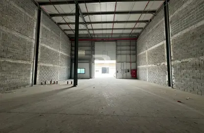 Warehouse - Studio for rent in Al Quoz 3 - Al Quoz - Dubai