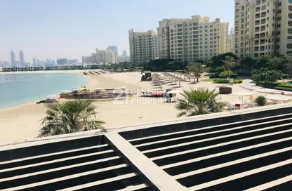 Apartment - 1 Bathroom for rent in Club Vista Mare - Palm Jumeirah - Dubai