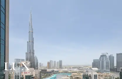 Apartment - 1 Bedroom - 2 Bathrooms for sale in 29 Burj Boulevard Tower 1 - 29 Burj Boulevard - Downtown Dubai - Dubai