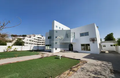 Villa - 4 Bedrooms - 5 Bathrooms for rent in Al Garhoud Villas - Al Garhoud - Dubai