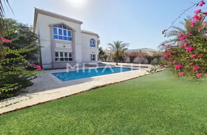 Villa - 5 Bedrooms - 6 Bathrooms for rent in Jumeirah 3 Villas - Jumeirah 3 - Jumeirah - Dubai