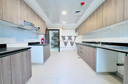 Apartment - 2 Bedrooms - 3 Bathrooms for sale in Al Raha Beach - Abu Dhabi