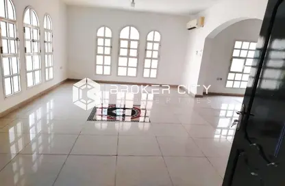 Villa - 5 Bedrooms - 6 Bathrooms for rent in Mohamed Bin Zayed City - Abu Dhabi