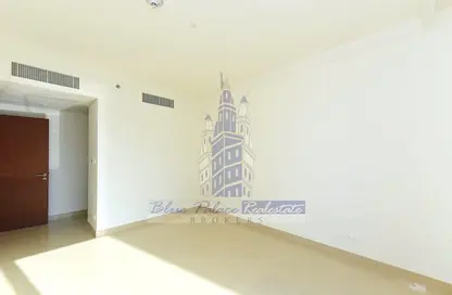 Apartment - 1 Bedroom - 1 Bathroom for sale in Boulevard Point - Downtown Dubai - Dubai