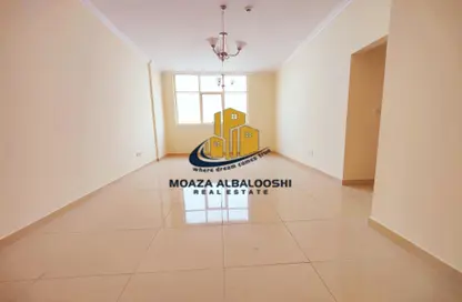 Apartment - 3 Bedrooms - 3 Bathrooms for rent in Muwaileh Commercial - Sharjah