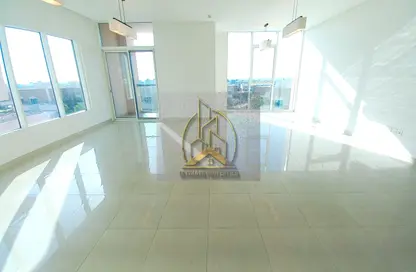 Apartment - 4 Bedrooms - 6 Bathrooms for rent in Marina Sunset Bay - The Marina - Abu Dhabi