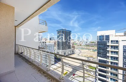 Apartment - 2 Bedrooms - 3 Bathrooms for sale in Royal Residence 1 - Royal Residence - Dubai Sports City - Dubai