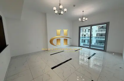 Apartment - 1 Bedroom - 2 Bathrooms for rent in Rose 10 - Jumeirah Village Circle - Dubai