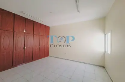 Apartment - 3 Bedrooms - 3 Bathrooms for rent in Civic Center - Al Jimi - Al Ain