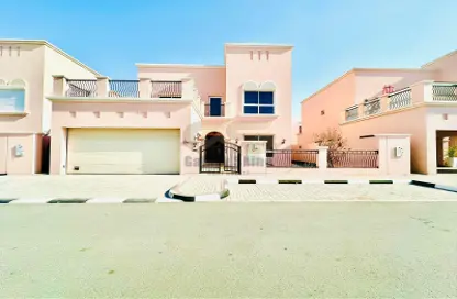 Villa - 4 Bedrooms - 5 Bathrooms for rent in Nad Al Sheba 3 - Nad Al Sheba - Dubai