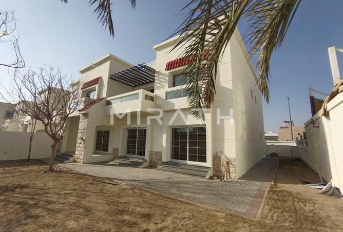 Villa - 4 Bedrooms - 5 Bathrooms for rent in Mirdif Villas - Mirdif - Dubai