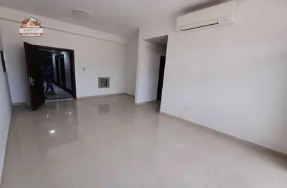 Apartment - 1 Bedroom - 2 Bathrooms for rent in Al Jurf Industrial 3 - Al Jurf Industrial - Ajman