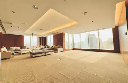 Full Floor - Studio - 4 Bathrooms for rent in Al Habtoor Business Tower - Dubai Marina - Dubai