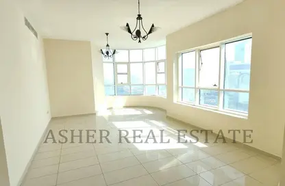 Apartment - 2 Bedrooms - 3 Bathrooms for rent in Palm Tower 3 - Palm Towers - Al Majaz - Sharjah