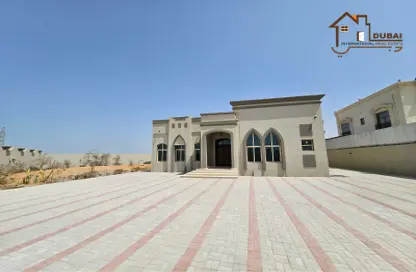 Villa - 5 Bedrooms - 7 Bathrooms for rent in Al Riffa - Ras Al Khaimah