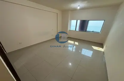 Apartment - 2 Bedrooms - 2 Bathrooms for rent in Silver Wave Tower - Al Mina - Abu Dhabi