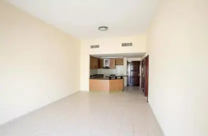 Empty Room image for: Apartment - 1 Bedroom - 2 Bathrooms for rent in Mogul Cluster - Discovery Gardens - Dubai, Image 1