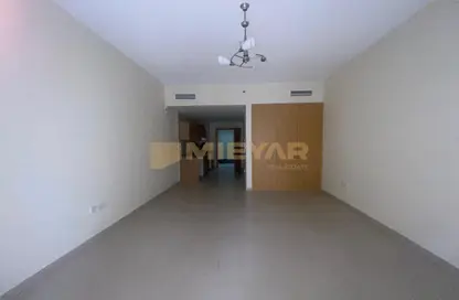 Apartment - 1 Bathroom for rent in May Residence - Jumeirah Village Circle - Dubai