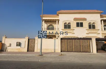 Villa - 5 Bedrooms - 7 Bathrooms for rent in Hoshi 1 - Hoshi - Al Badie - Sharjah