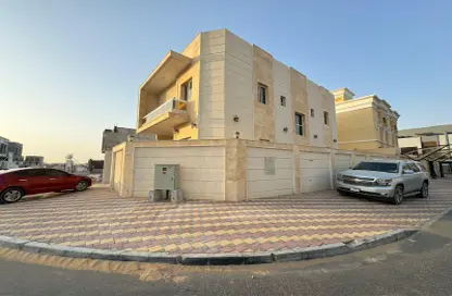 Villa - 5 Bedrooms for sale in Al Zaheya Gardens - Al Zahya - Ajman