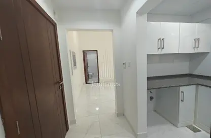 Apartment - 1 Bedroom - 2 Bathrooms for rent in Al Muraqqabat - Deira - Dubai