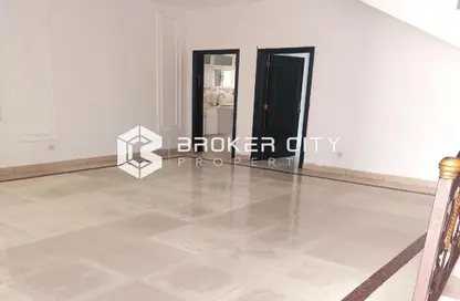 Villa - 4 Bedrooms - 5 Bathrooms for rent in Baniyas - Abu Dhabi