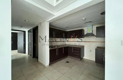 Apartment - 2 Bedrooms - 2 Bathrooms for sale in Goldcrest Views 2 - JLT Cluster J - Jumeirah Lake Towers - Dubai