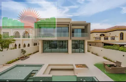 Villa - 6 Bedrooms - 7 Bathrooms for sale in Jumeirah Park Homes - Jumeirah Park - Dubai