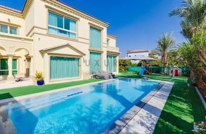 Pool image for: Villa - 4 Bedrooms - 5 Bathrooms for rent in Entertainment Foyer - Mediterranean Clusters - Jumeirah Islands - Dubai, Image 1
