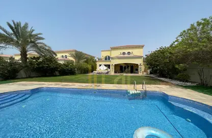 Villa - 4 Bedrooms - 5 Bathrooms for rent in Legacy - Jumeirah Park - Dubai