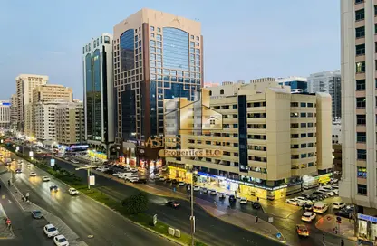 Apartment - 2 Bedrooms - 4 Bathrooms for rent in Al Saman Tower - Hamdan Street - Abu Dhabi